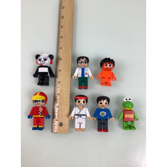 Ryans World Collectible Figure set bundle of 7 EUC - Picture 4 of 12